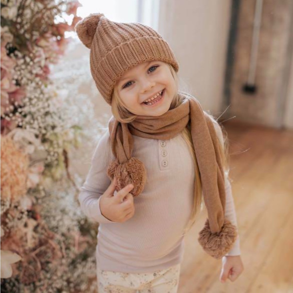 New Jamie Kay Winter set Beanie + Scarf